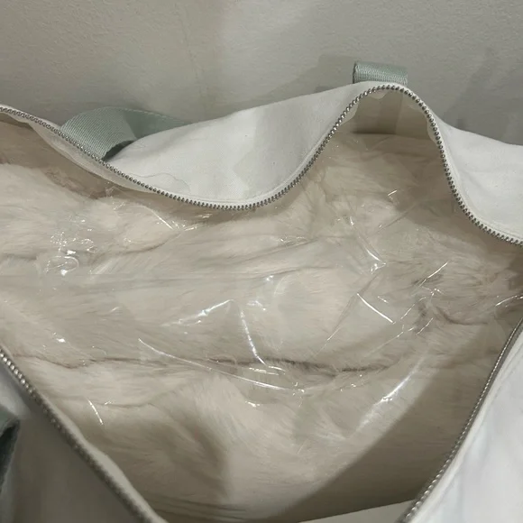 Cozy Earth Bubble Cuddle Cream Throw Oversized Blanket NEW in plastic - Picture 5 of 5